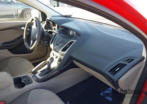 2014 Ford Focus Se from USA, damaged, VIN 1FADP3F23EL128123